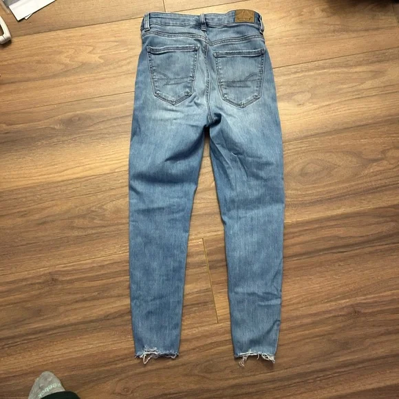 American Eagle Outfitters Skinny High Rise Jeans - Picture 5 of 6
